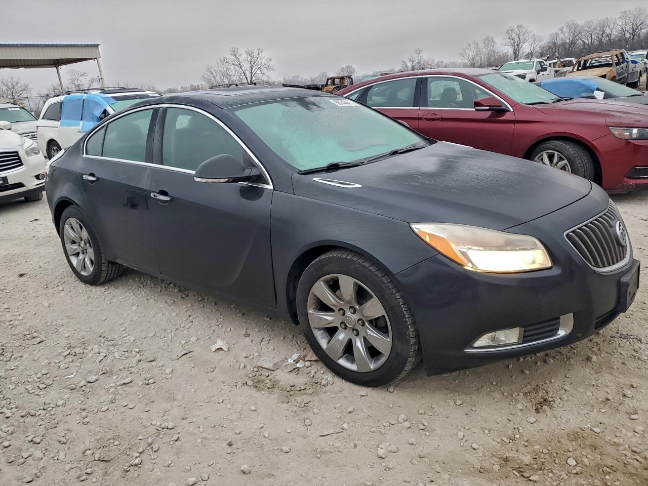 2012 Buick Regal Premium - Image 4