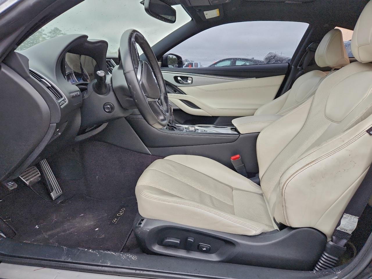 2017 Infiniti Q60 Red Sport 400 - Фото 7