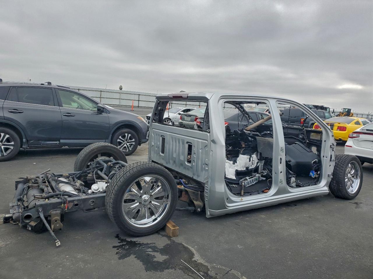 2019 Chevrolet Silverado C1500 Ltz - Image 3