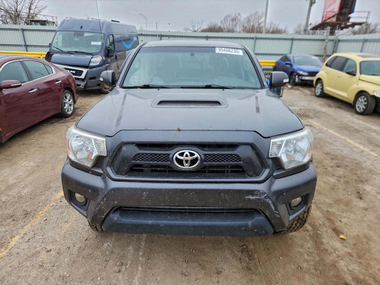 2013 Toyota Tacoma Double Cab Long Bed - Image 5