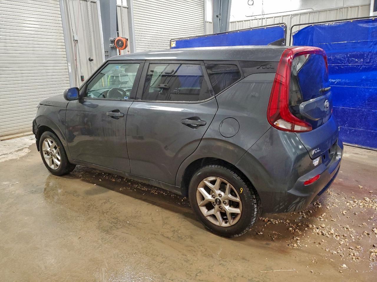 2021 Kia Soul - Image 2