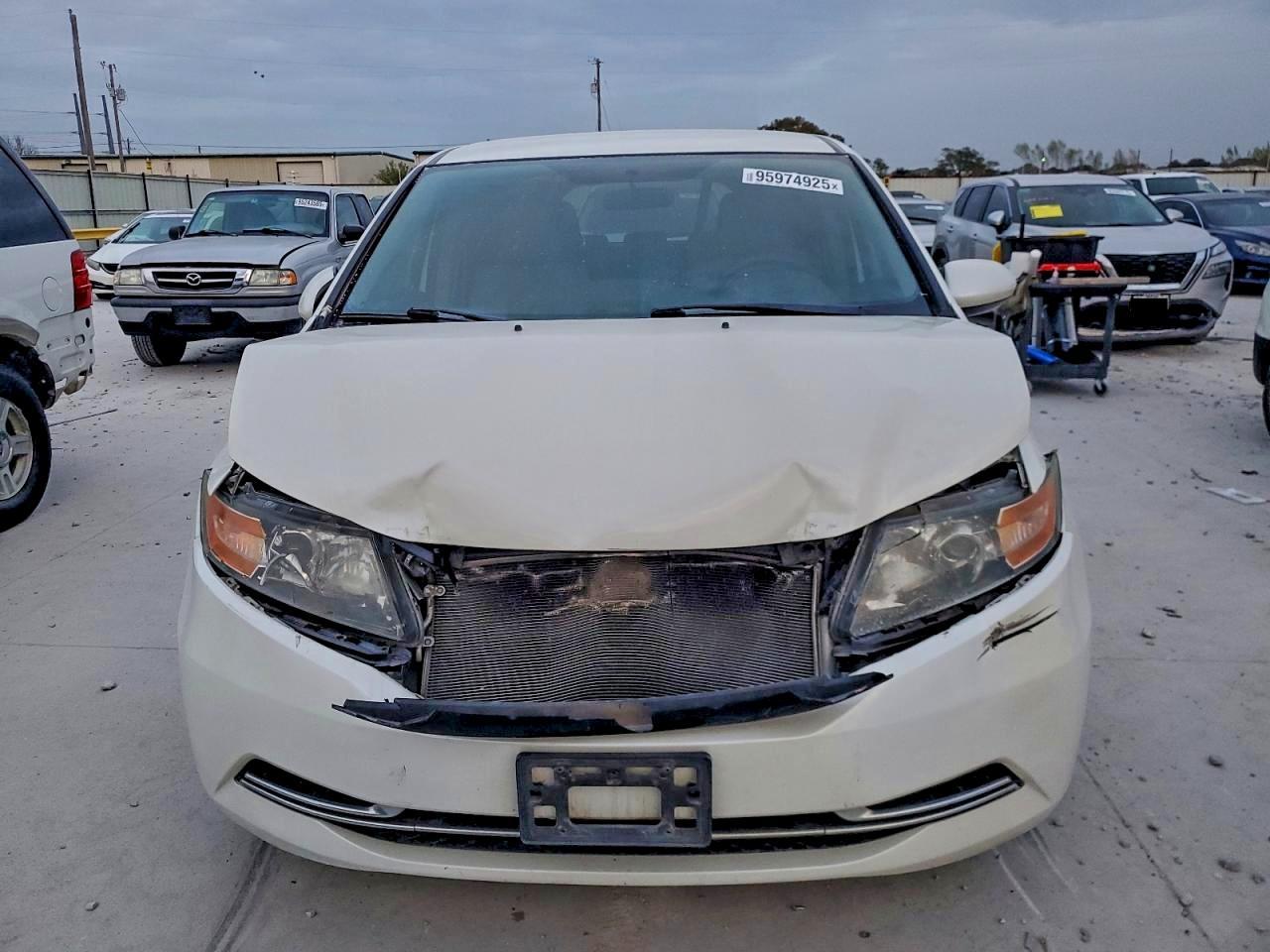 2016 Honda Odyssey Ex - Image 5