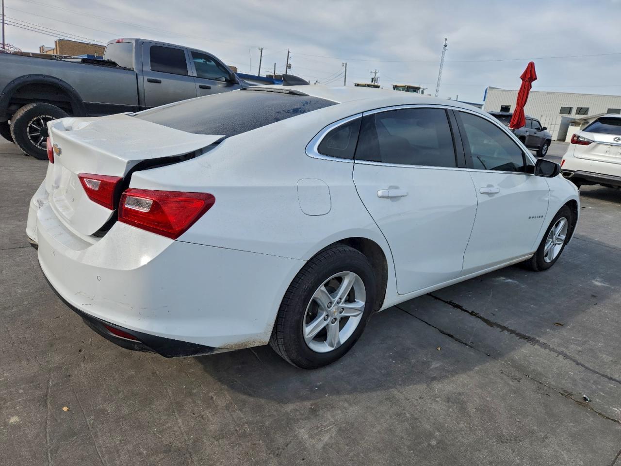 2021 Chevrolet Malibu Ls - Image 3