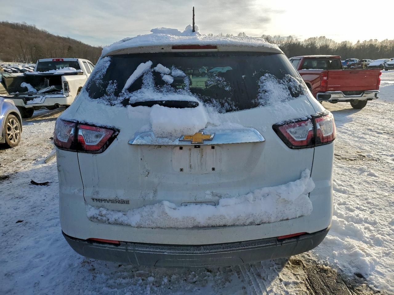 2017 Chevrolet Traverse Ls - Image 6