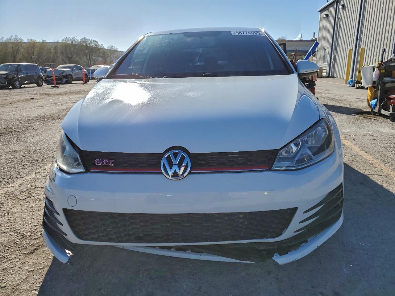 2017 Volkswagen Gti S - Image 5