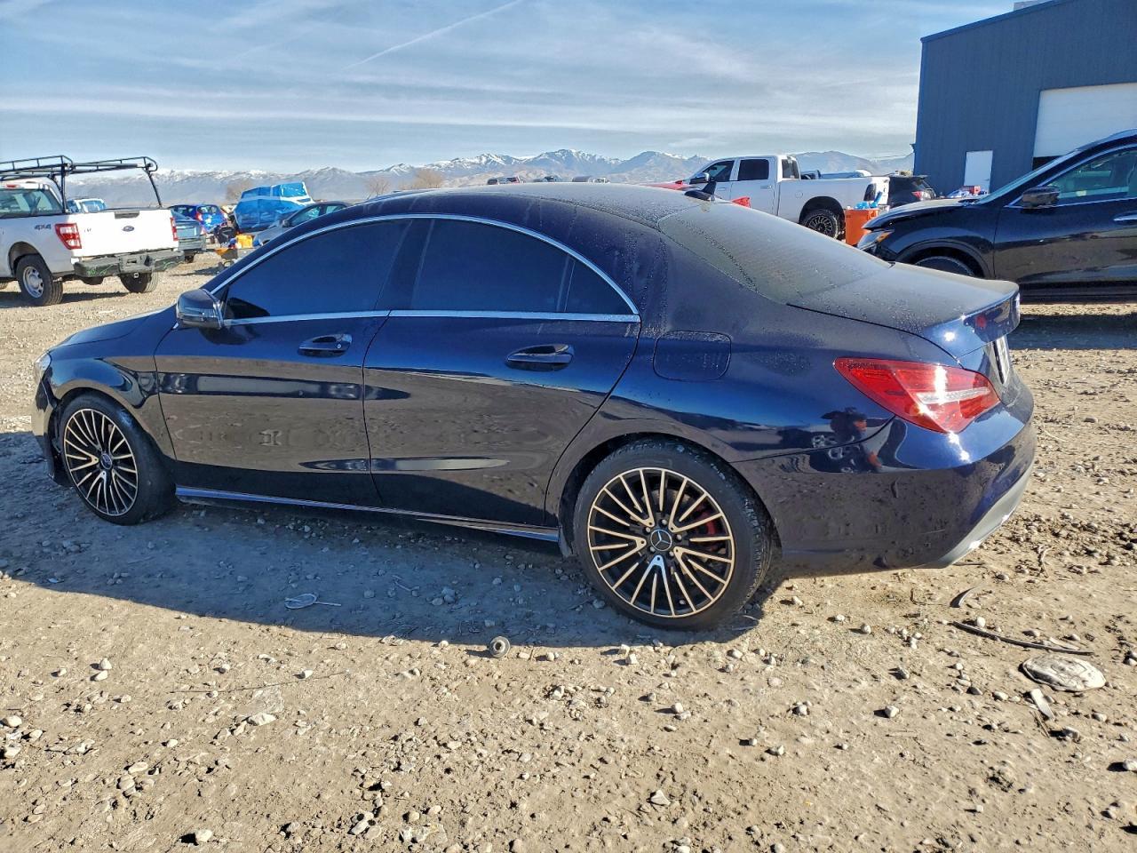 2018 Mercedes-Benz Cla 250 - Фото 2