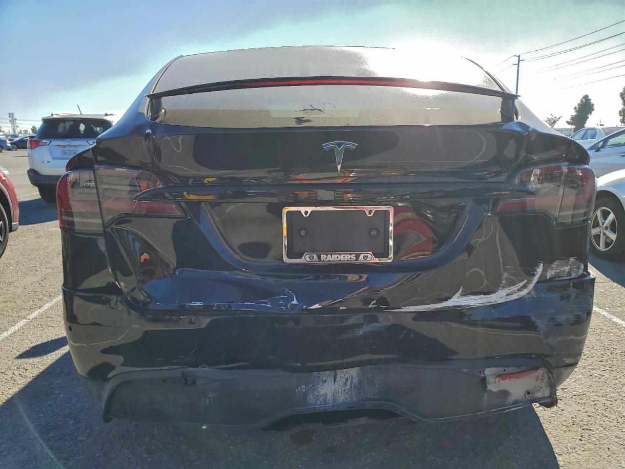 2023 Tesla Model X - Фото 6