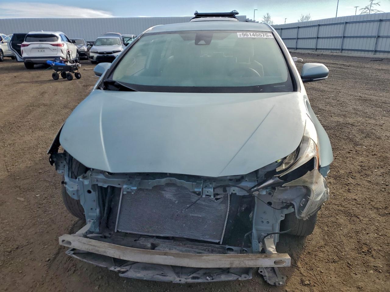 2019 Toyota Prius - Image 5