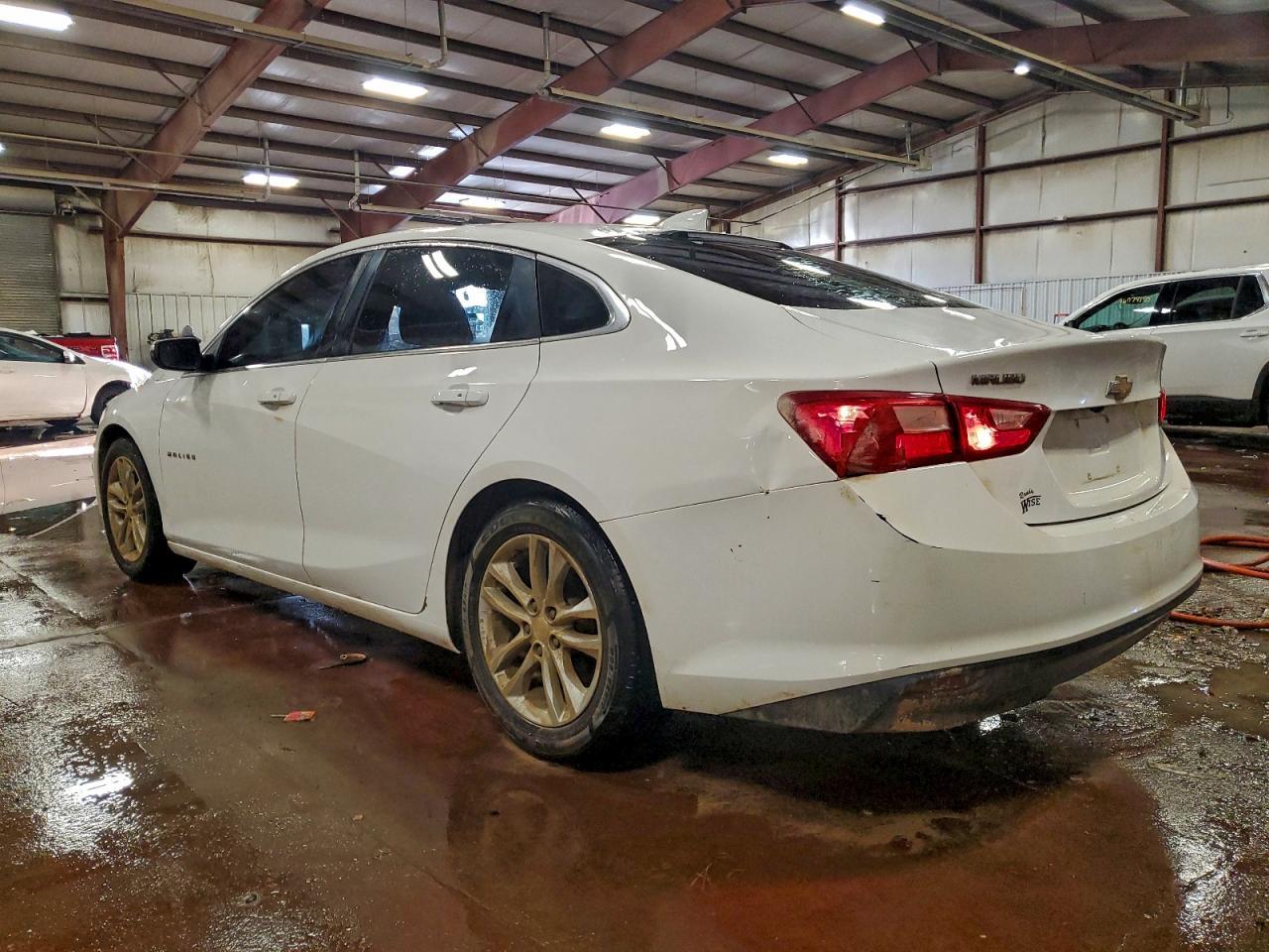 2016 Chevrolet Malibu Lt - Фото 2