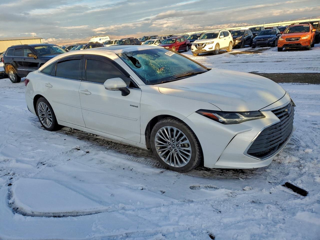 2020 Toyota Avalon Limited - Фото 4
