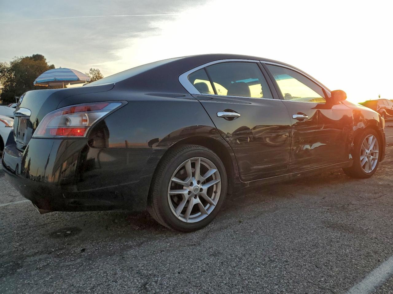 2012 Nissan Maxima S - Фото 3