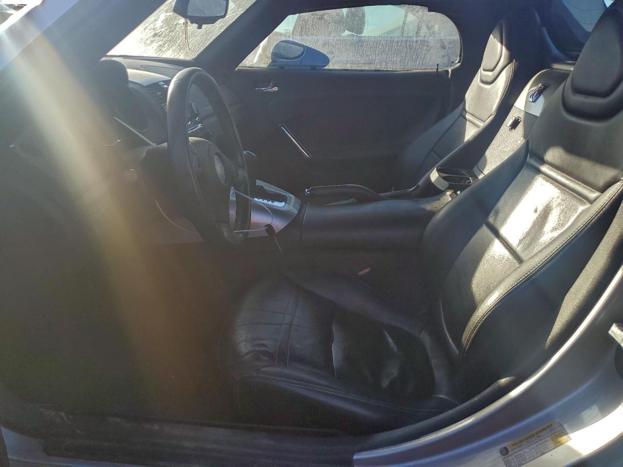 2007 Saturn Sky - Image 7