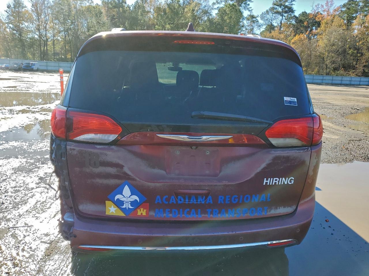 2018 Chrysler Pacifica Touring L - Фото 6