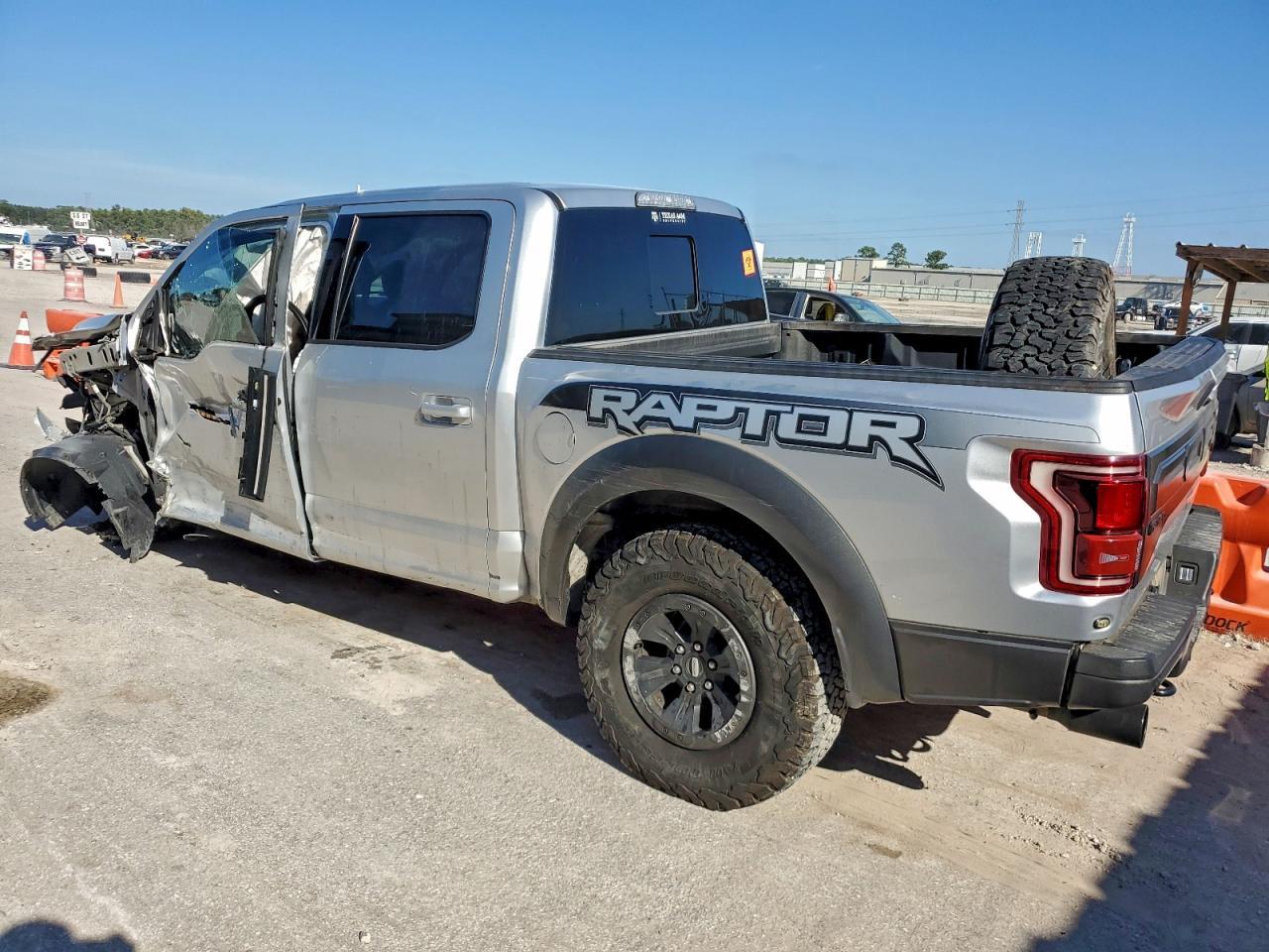 2018 Ford F150 Raptor - Image 2