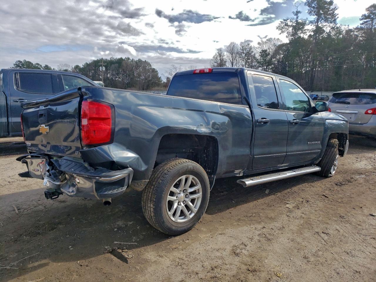 2018 Chevrolet Silverado C1500 Lt - Фото 3