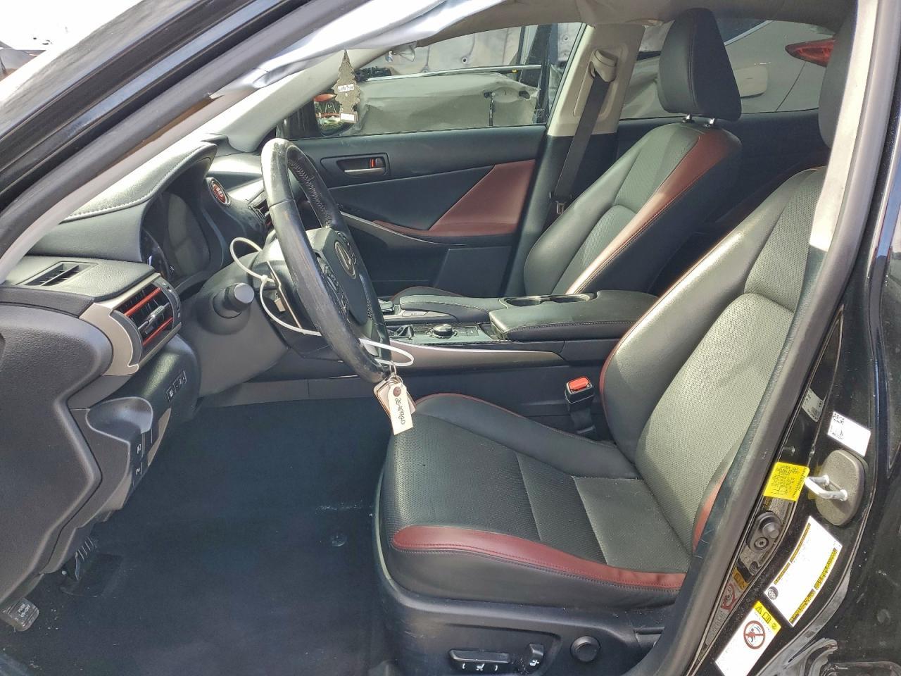 2017 Lexus Is 200T - Фото 7