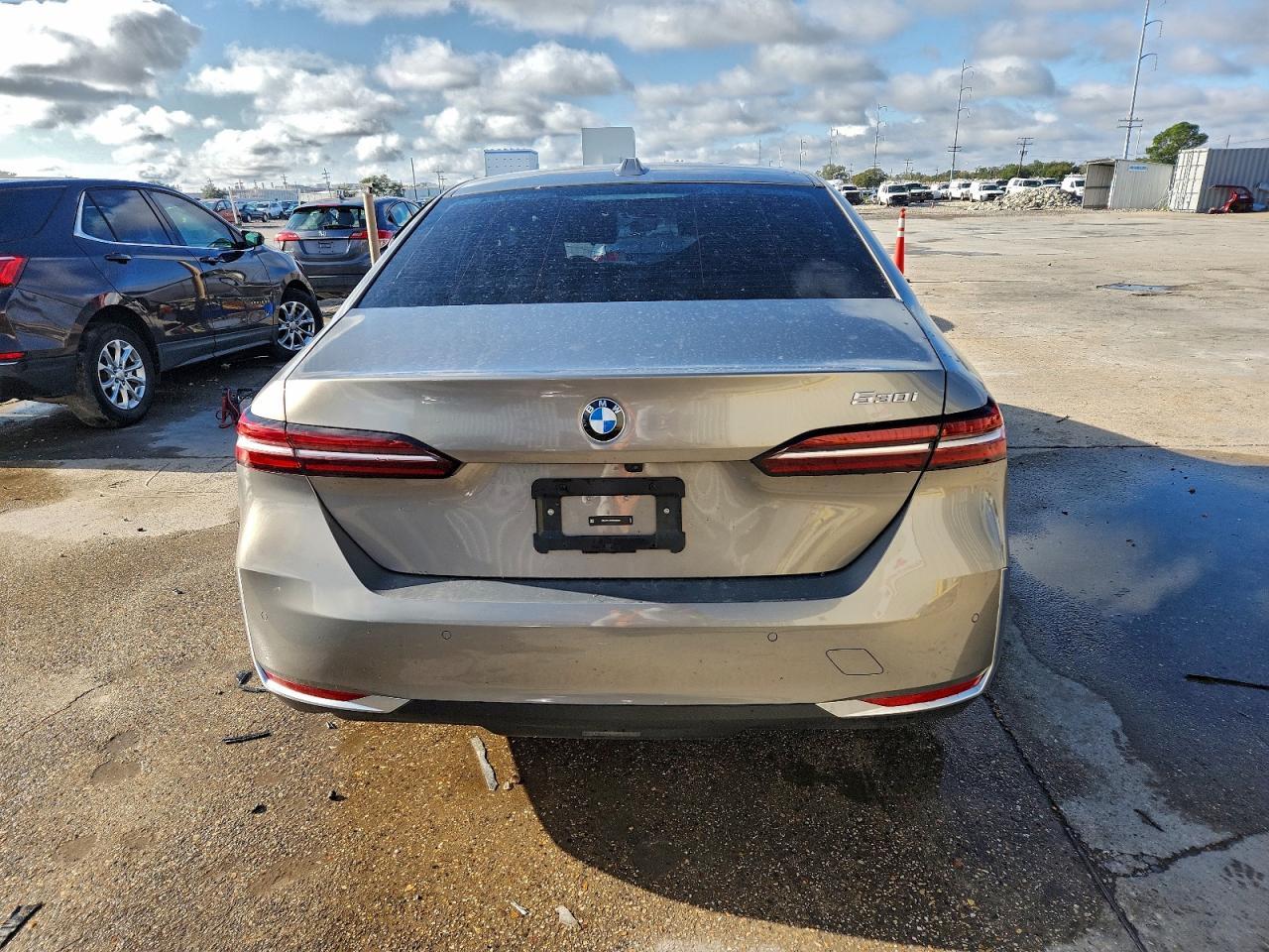 2024 BMW 530 I - Image 6