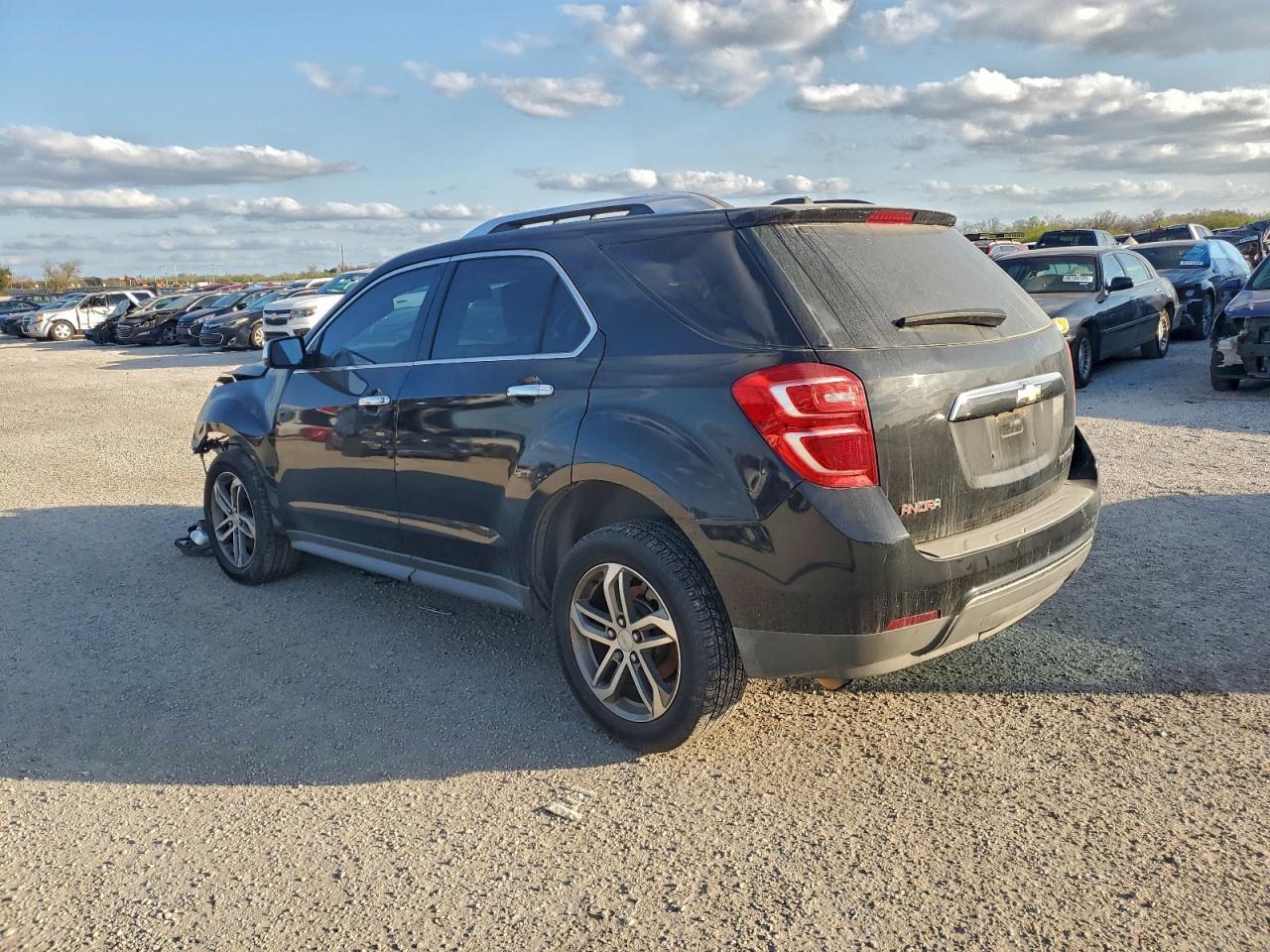 2016 Chevrolet Equinox Ltz - Image 2