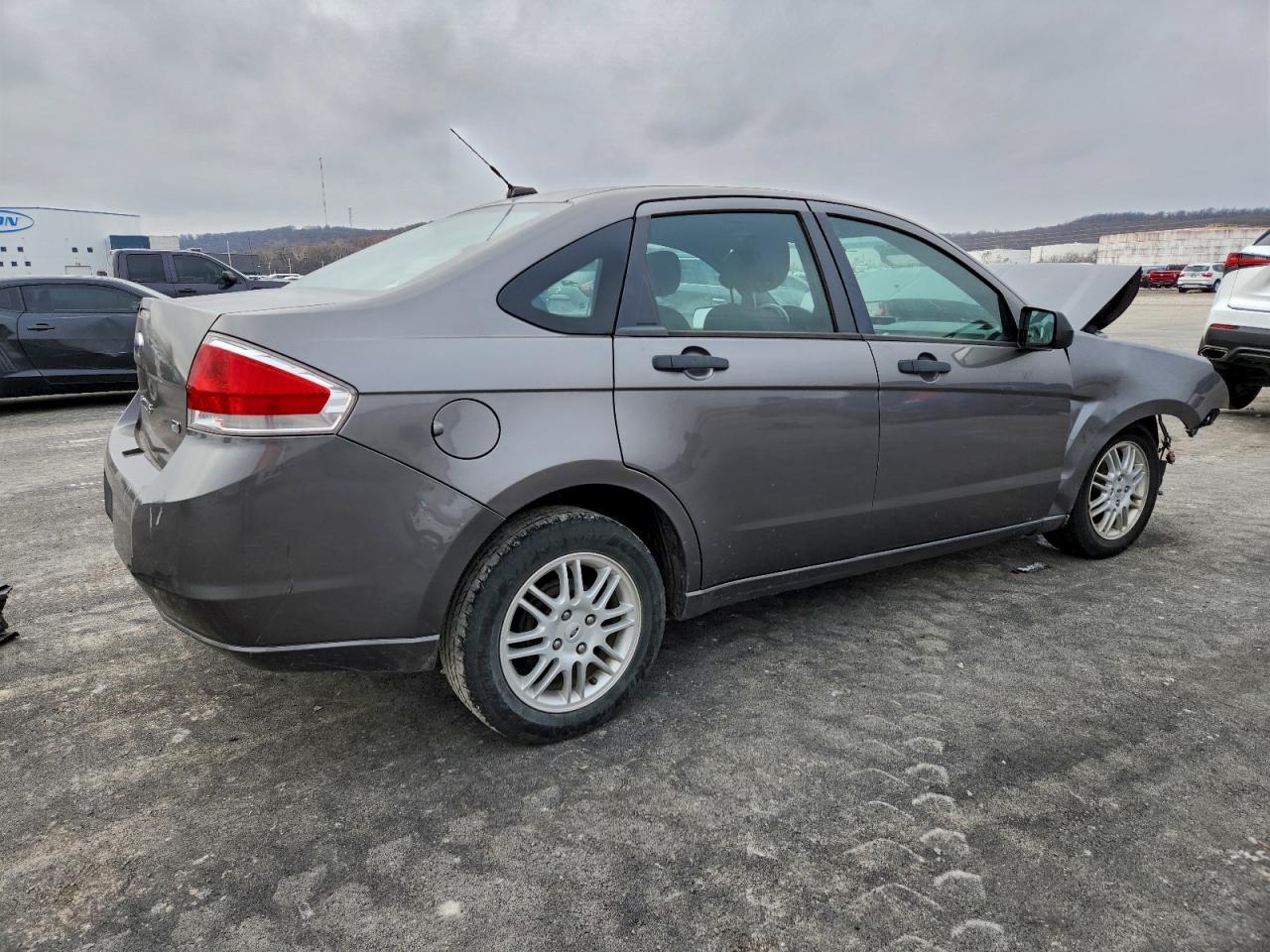 2011 Ford Focus Se - Image 3