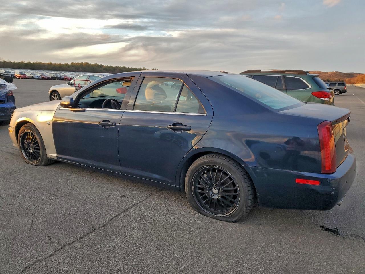 2007 Cadillac Sts - Фото 2