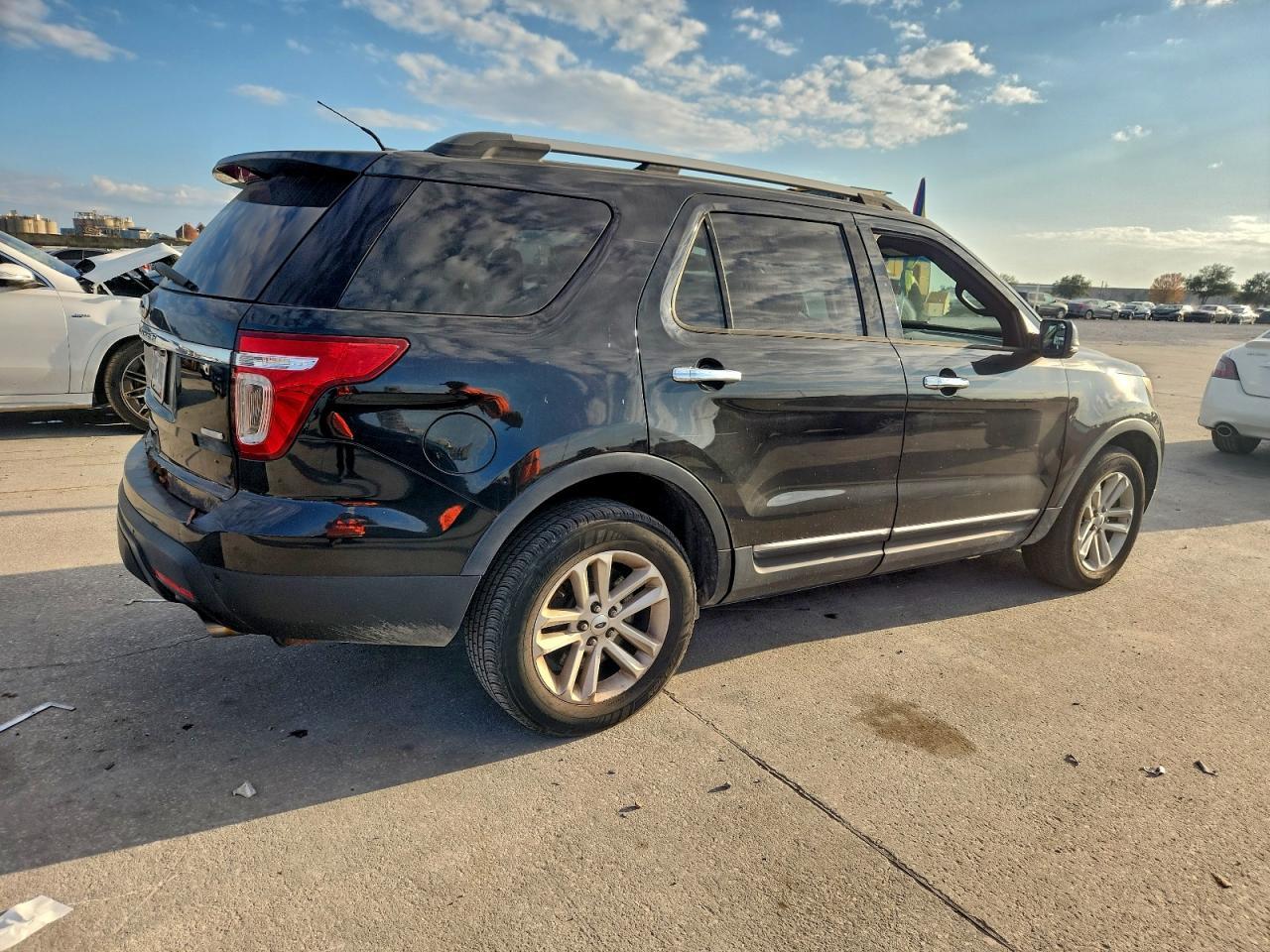 2013 Ford Explorer Xlt - Image 3