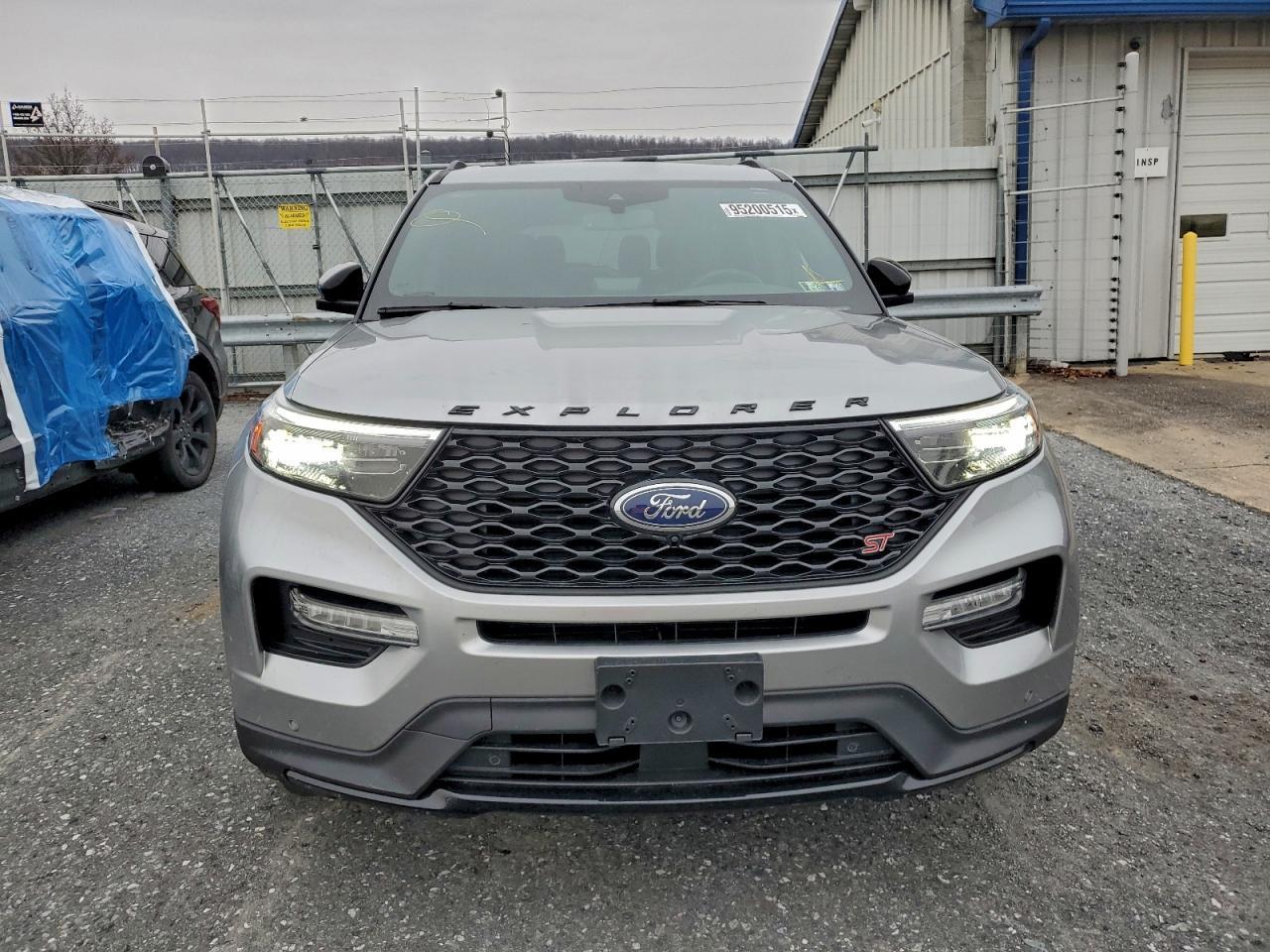 2023 Ford Explorer St - Фото 5