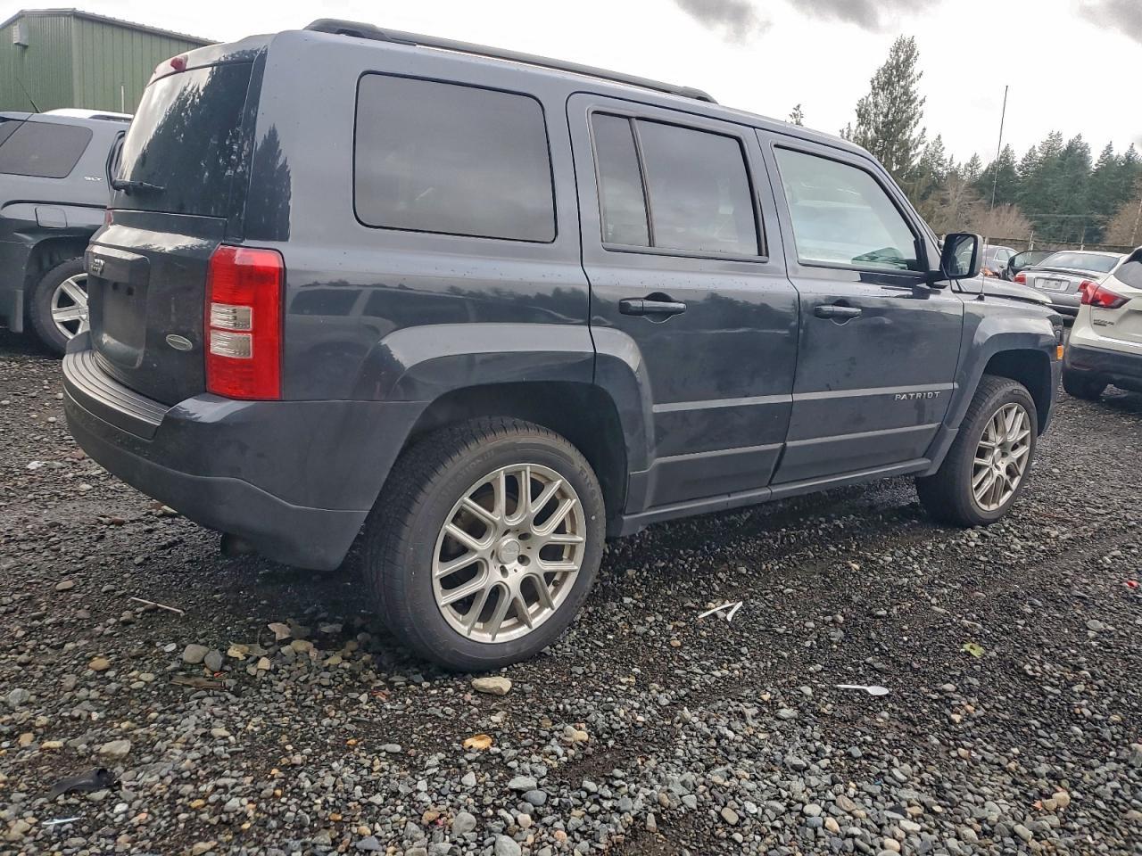 2014 Jeep Patriot Latitude - Фото 3