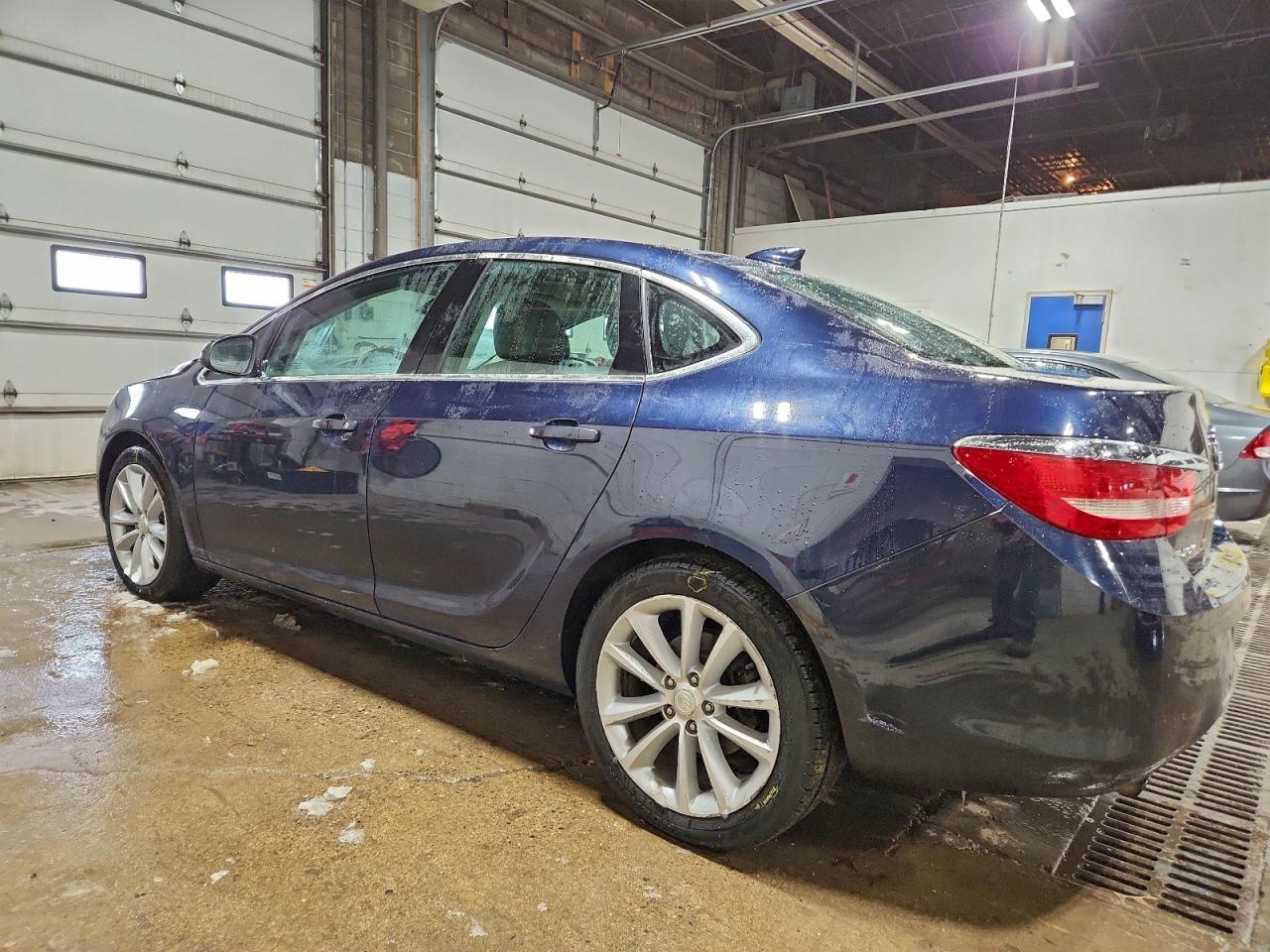 2015 Buick Verano Convenience - Фото 2