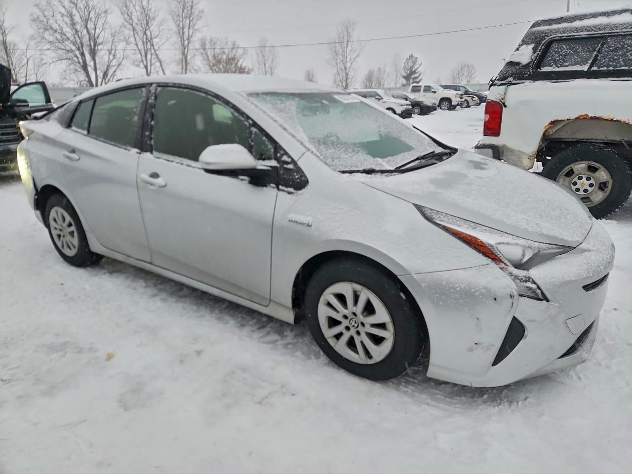2016 Toyota Prius - Фото 4