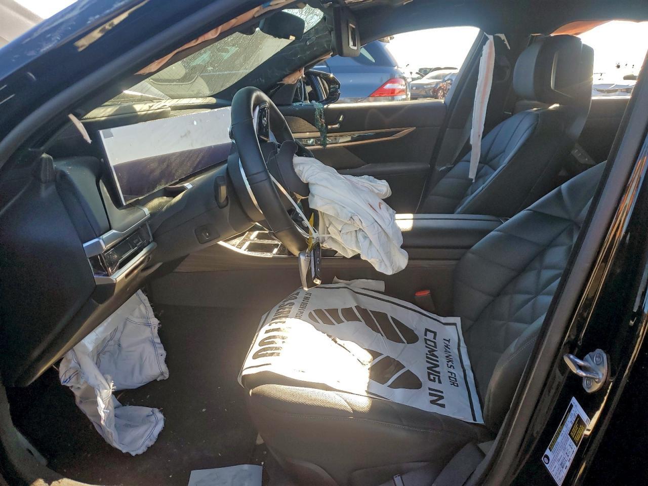 2024 BMW 740 I - Image 7