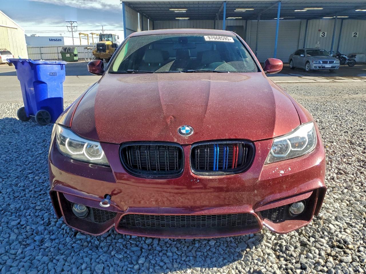 2011 BMW 335 Xi - Фото 5
