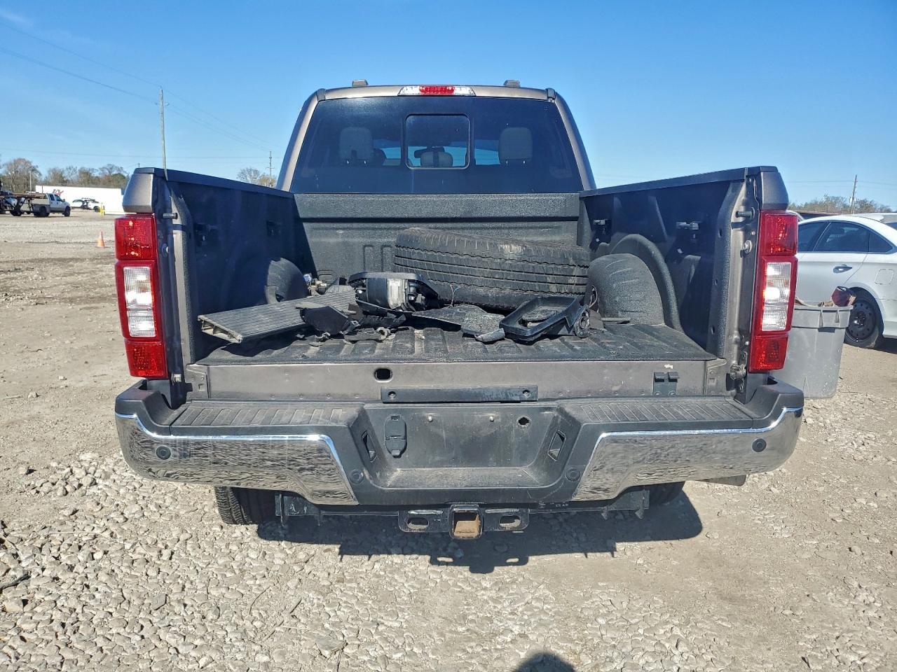 2020 Ford F250 Super Duty - Фото 6