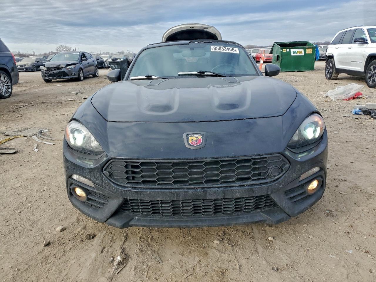 2017 Fiat 124 Spider Classica - Image 5