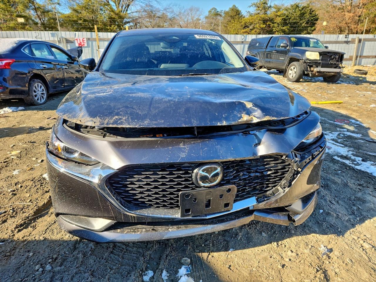 2025 Mazda 3 Select Sport - Image 5