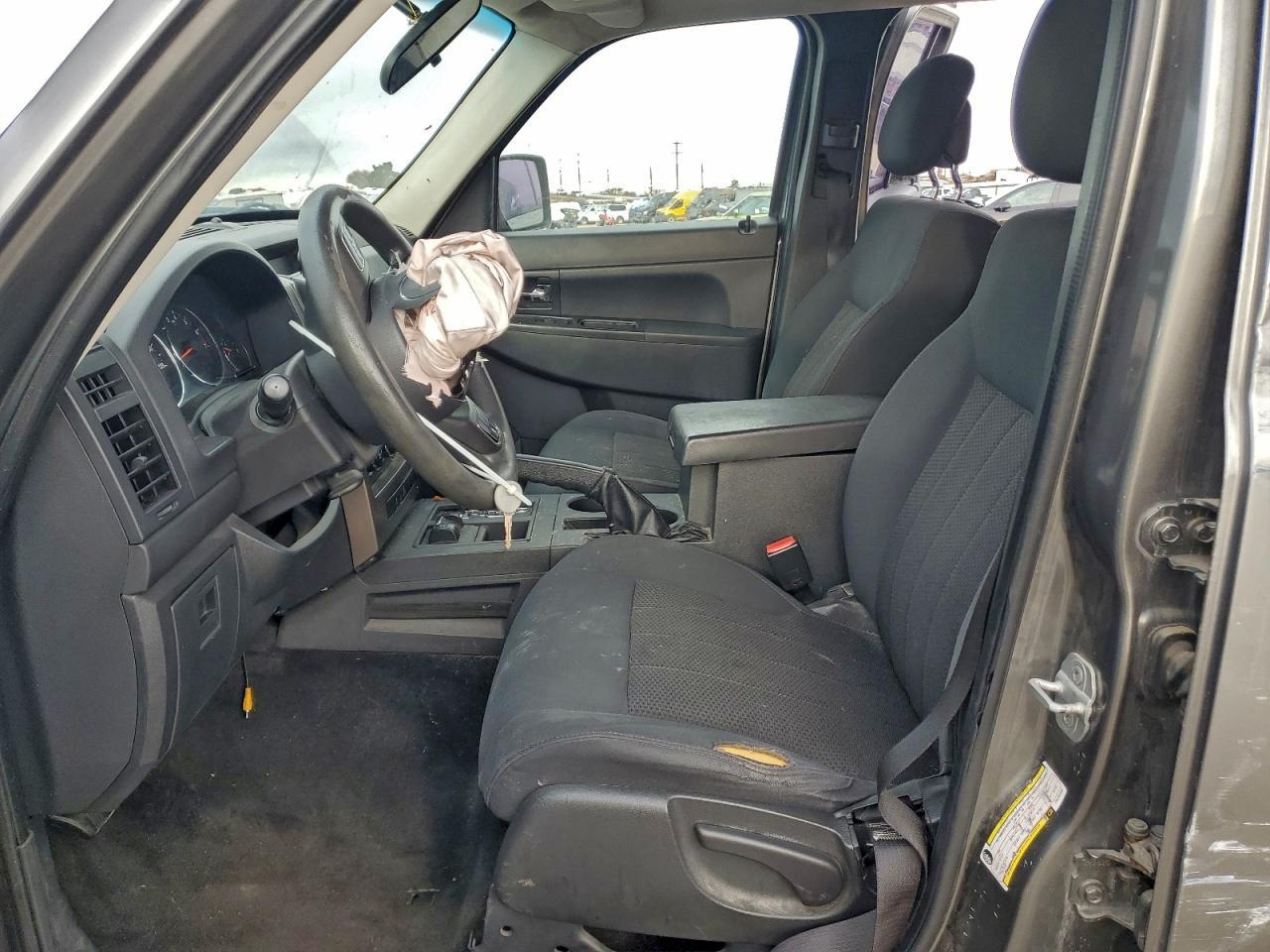 2012 Jeep Liberty Sport - Image 7