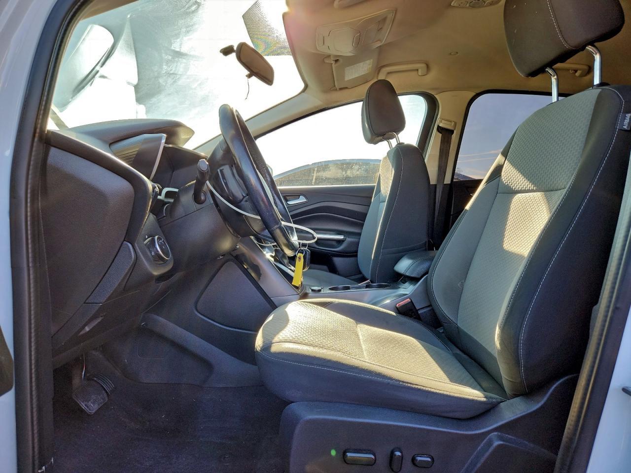 2017 Ford C-Max Se - Фото 7