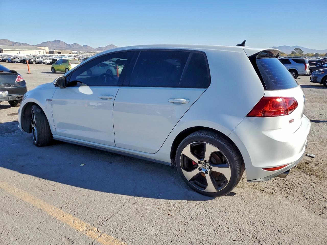2017 Volkswagen Gti S - Image 2