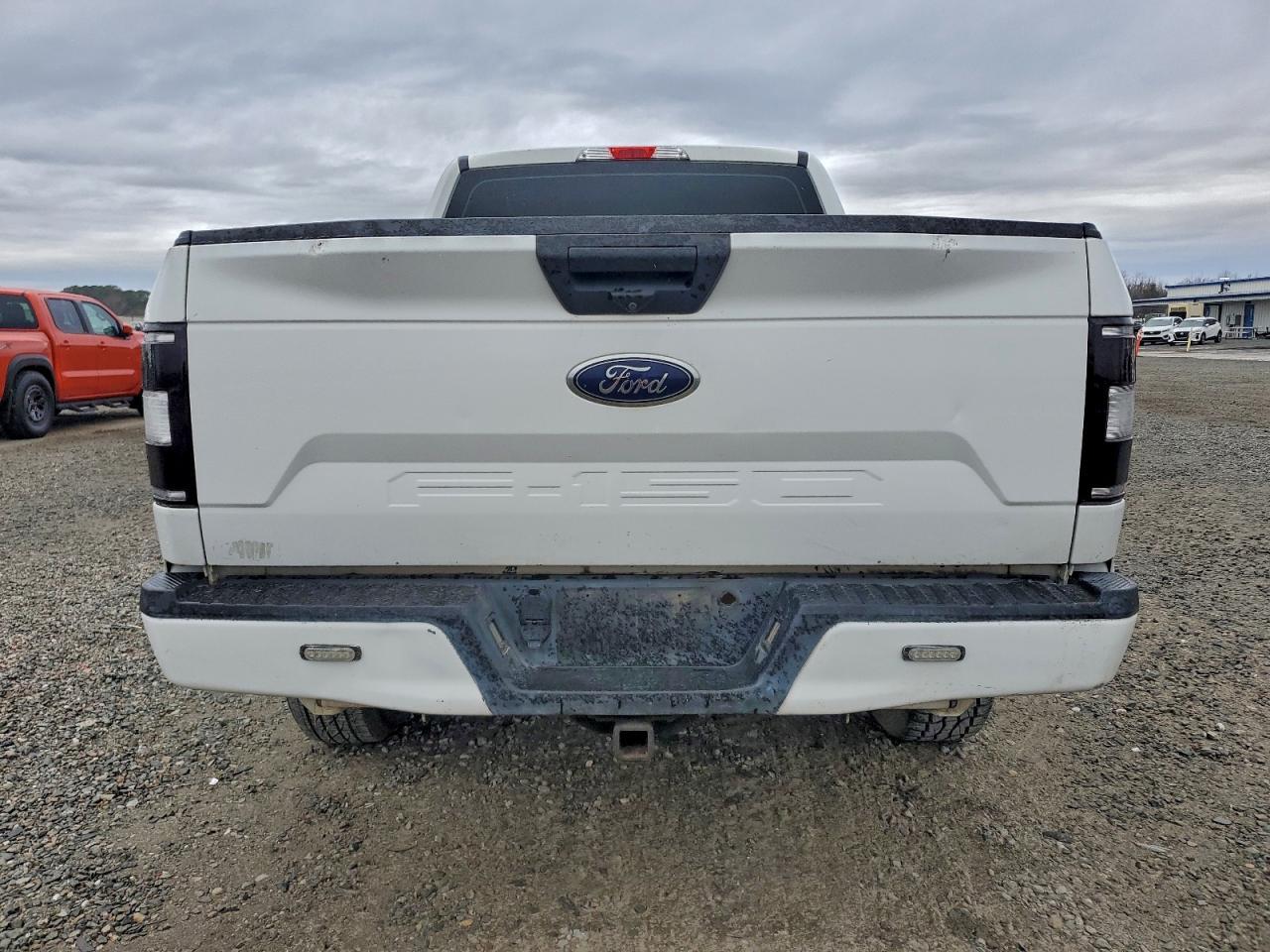 2019 Ford F150 Super Cab - Фото 6