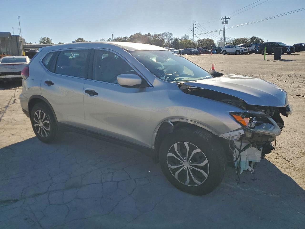 2020 Nissan Rogue S - Фото 4