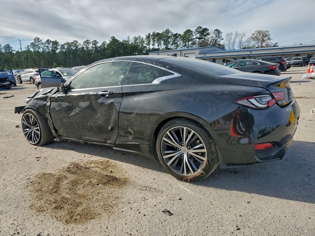 2017 Infiniti Q60 Premium - Фото 2