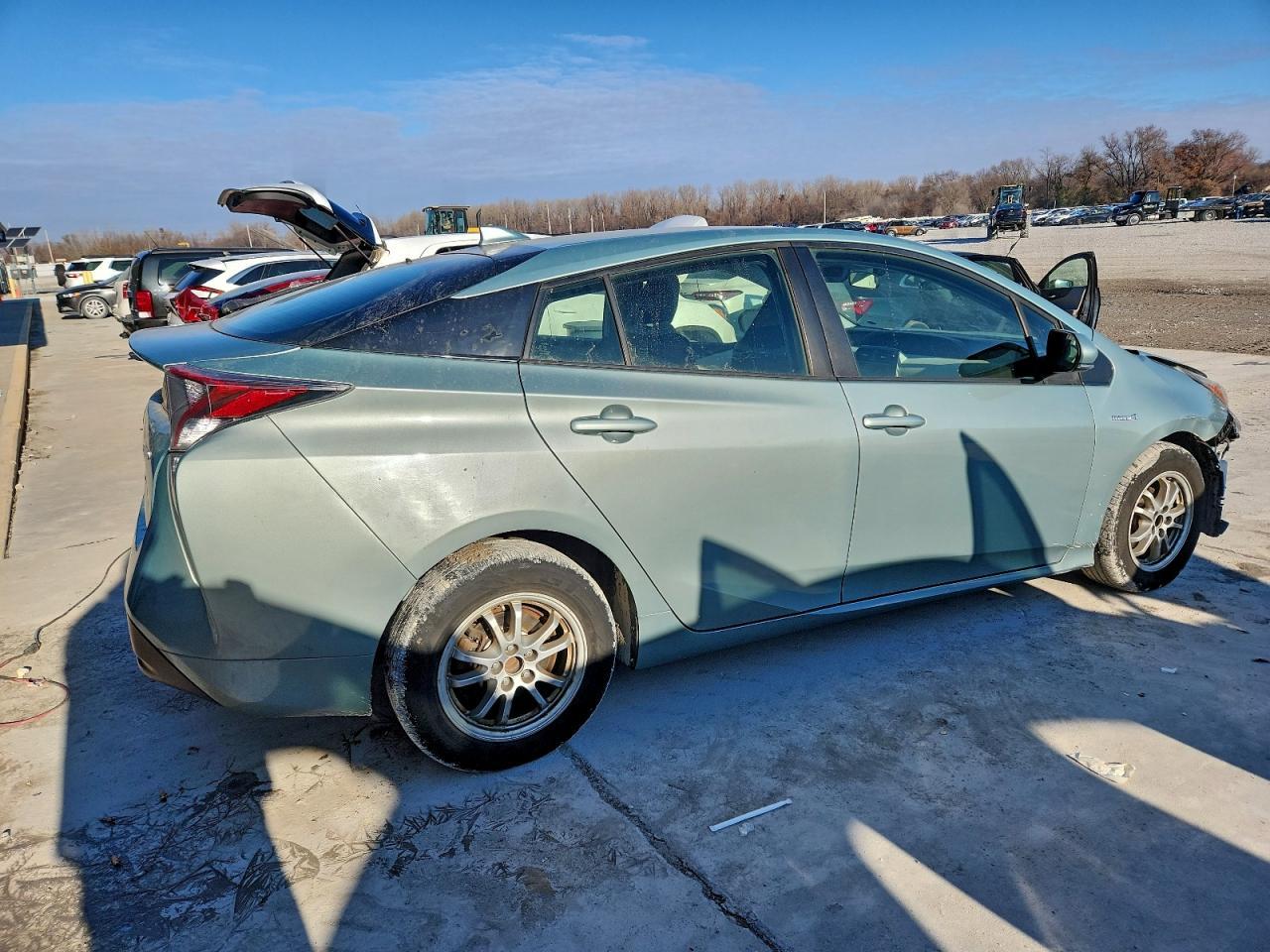 2016 Toyota Prius - Фото 3