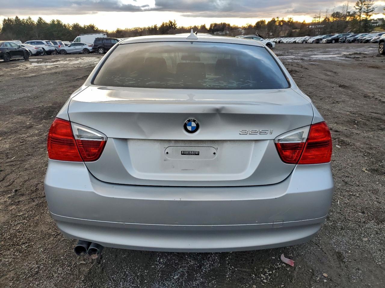 2006 BMW 325 I - Фото 6