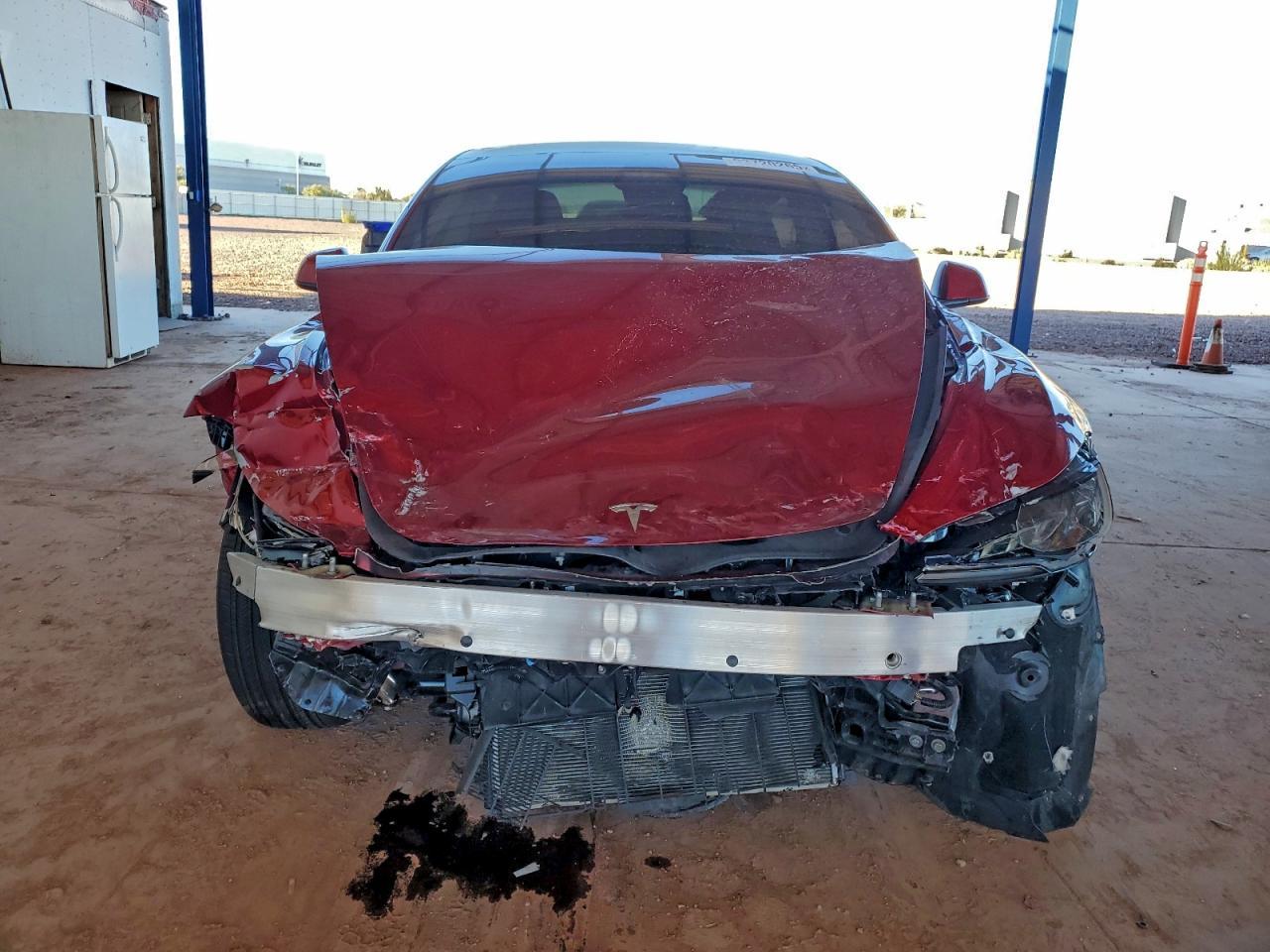 2024 Tesla Model 3 - Фото 5