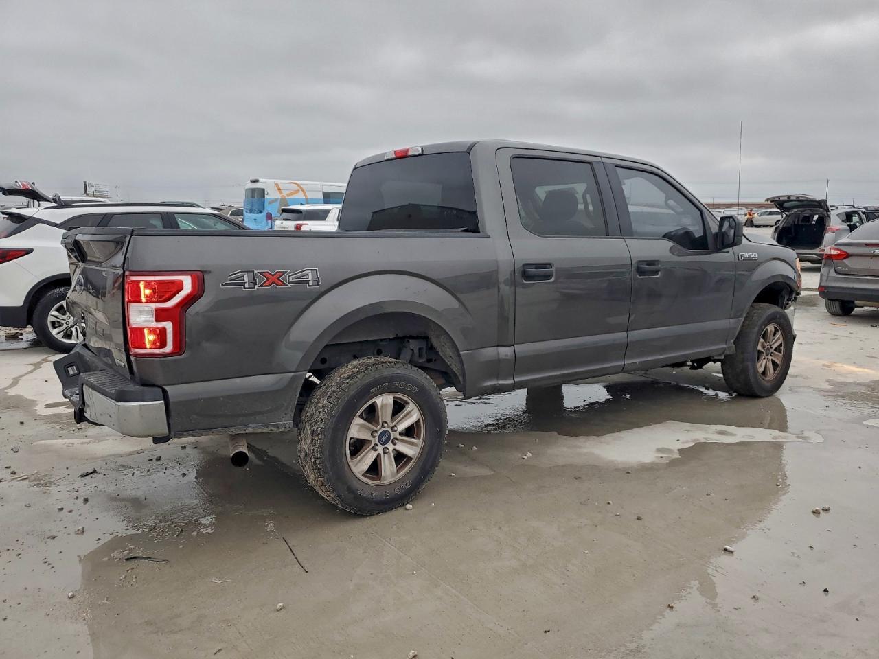2018 Ford F150 Supercrew - Фото 3