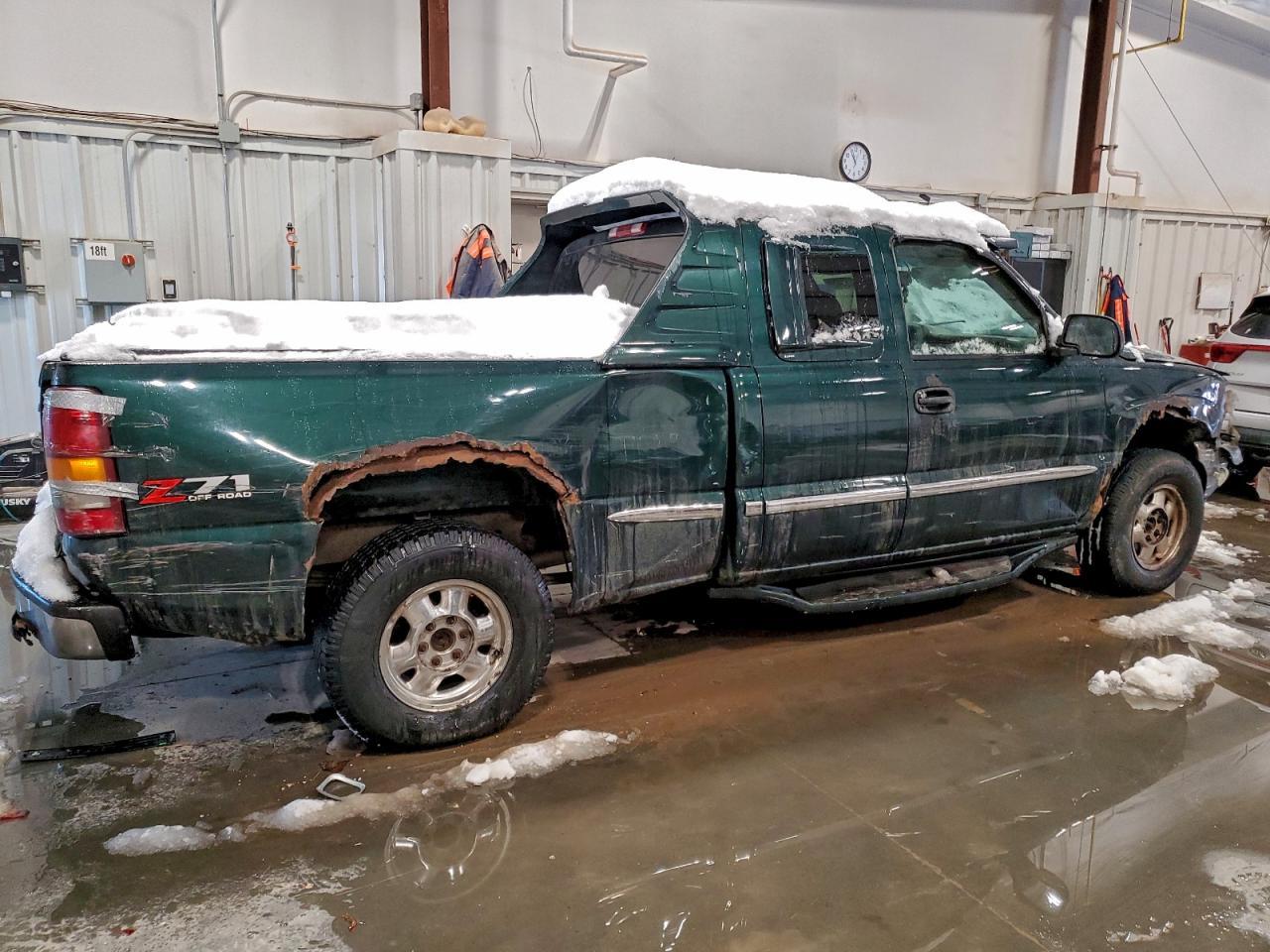 2001 GMC New Sierra K1500 - Image 3