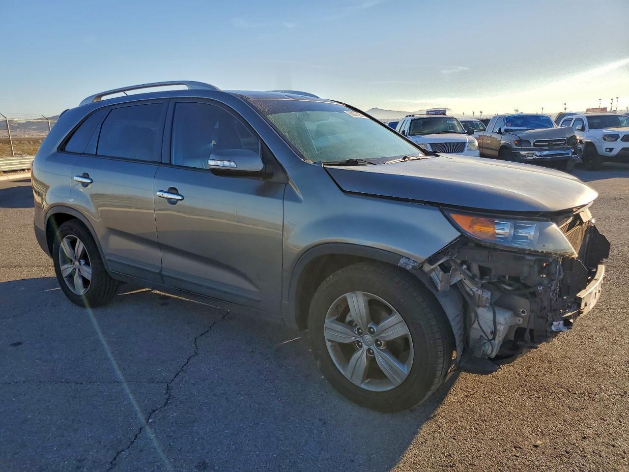 2012 Kia Sorento Ex - Image 4