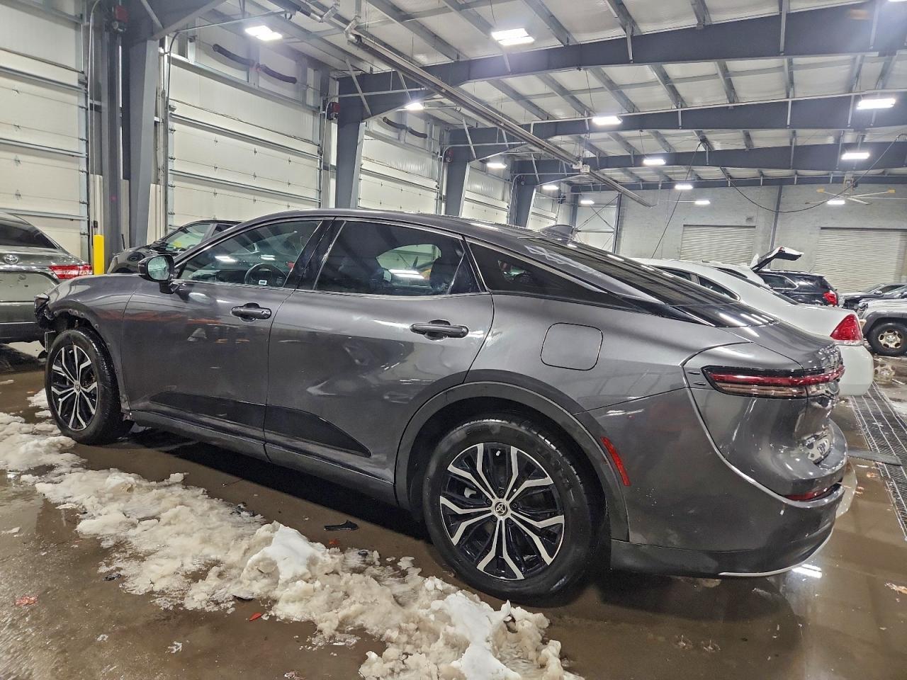 2023 Toyota Crown Xle - Фото 2