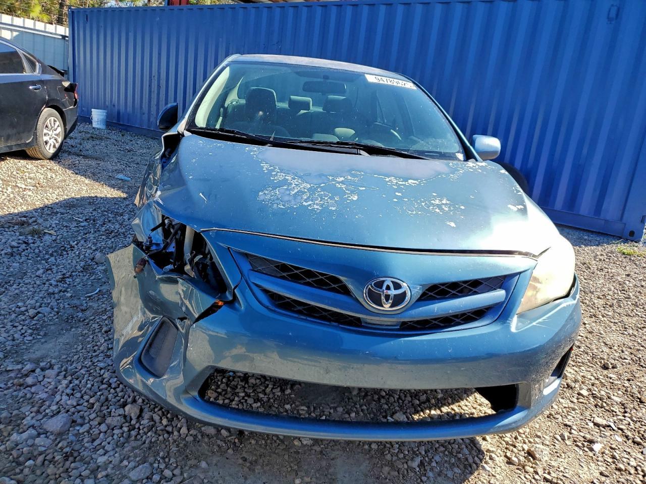 2013 Toyota Corolla Base - Image 5