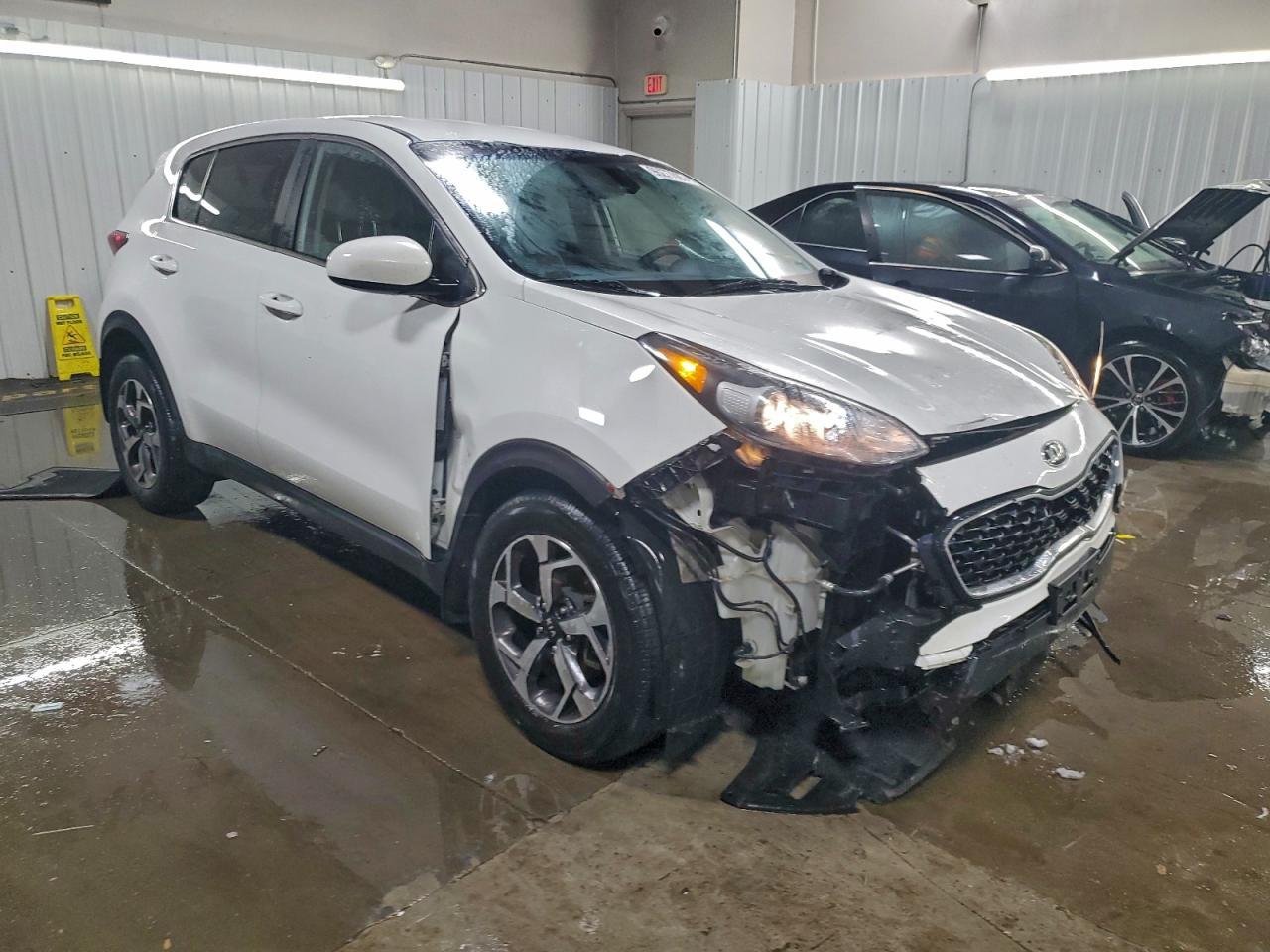 2020 Kia Sportage Lx - Фото 4