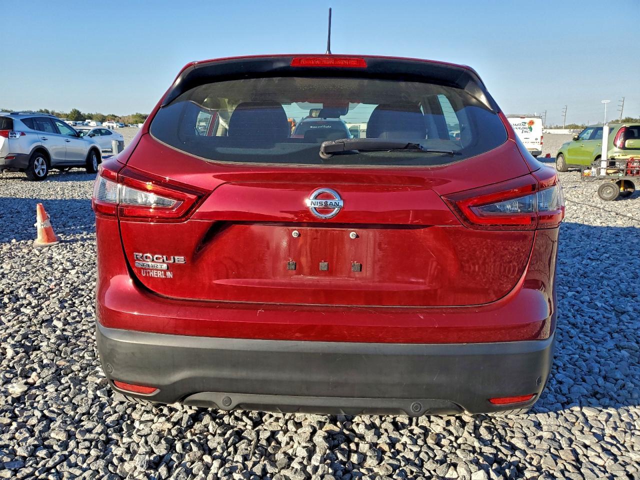 2021 Nissan Rogue Sport S - Фото 6